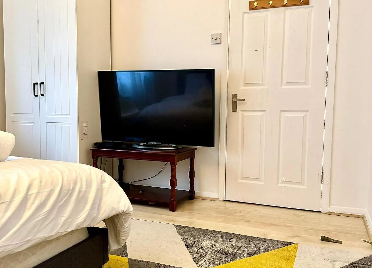 Lovely House In A Beautiful Prime Location London
