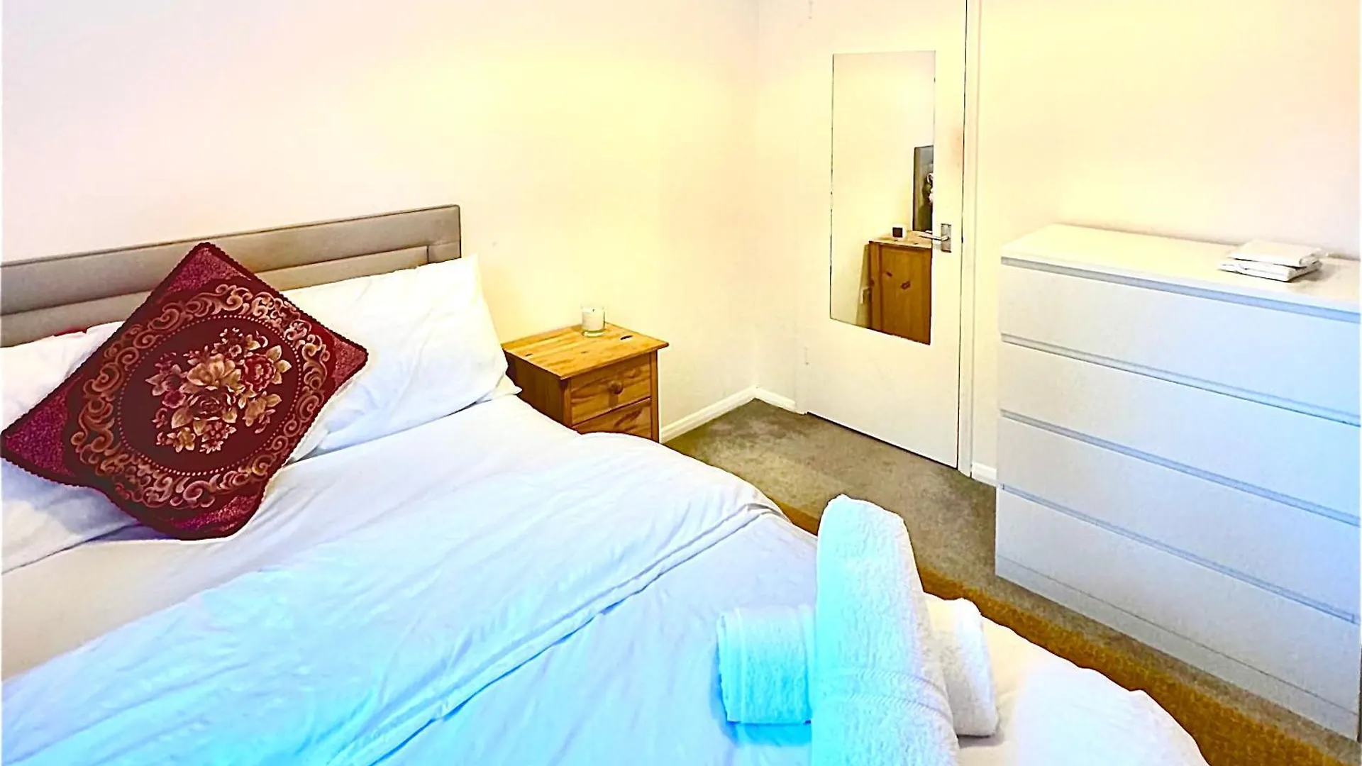 Lovely House In A Beautiful Prime Location London 0*,