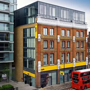 Staycity Deptford Bridge Station Londen
